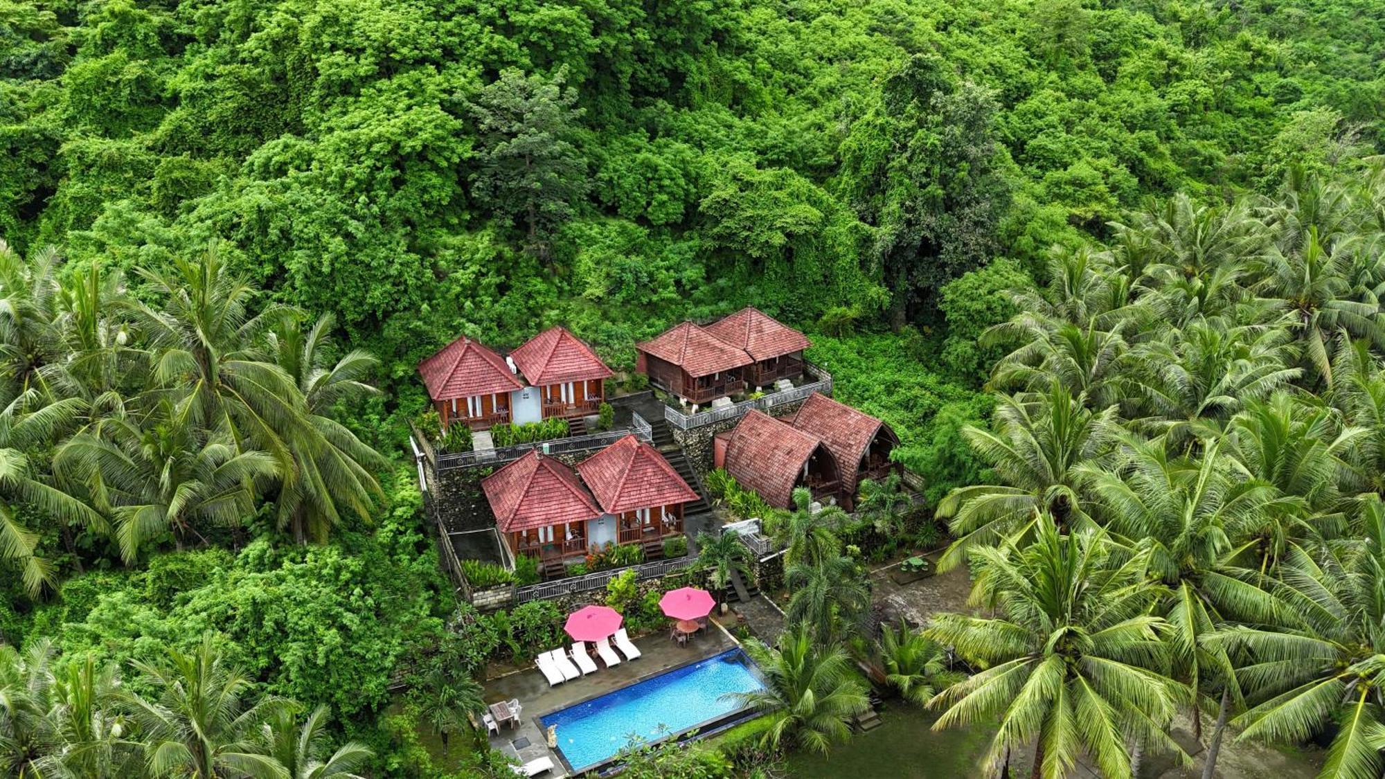 Coconut Hill Cottage Batununggul Exteriör bild